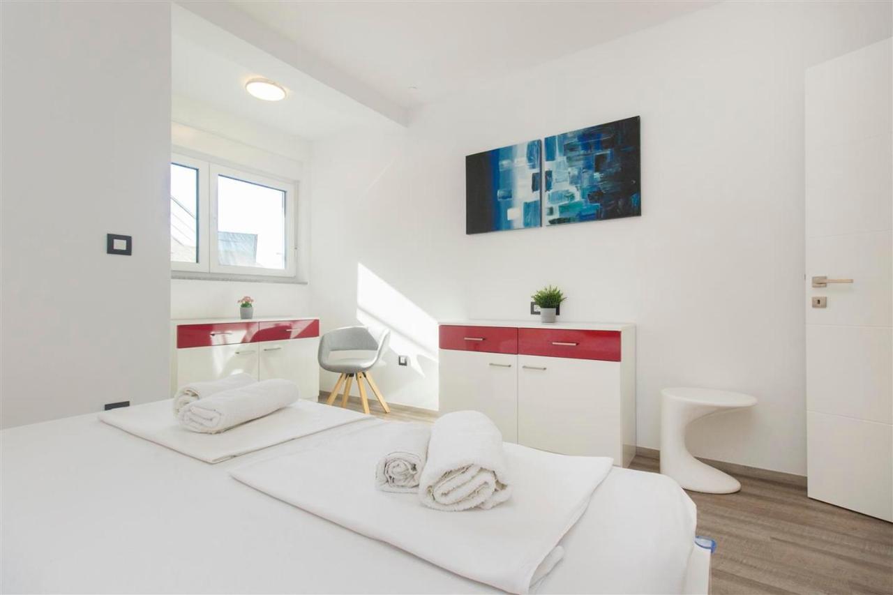 Villa Top Of Murter, Three Bedroom Apartment Exterior foto